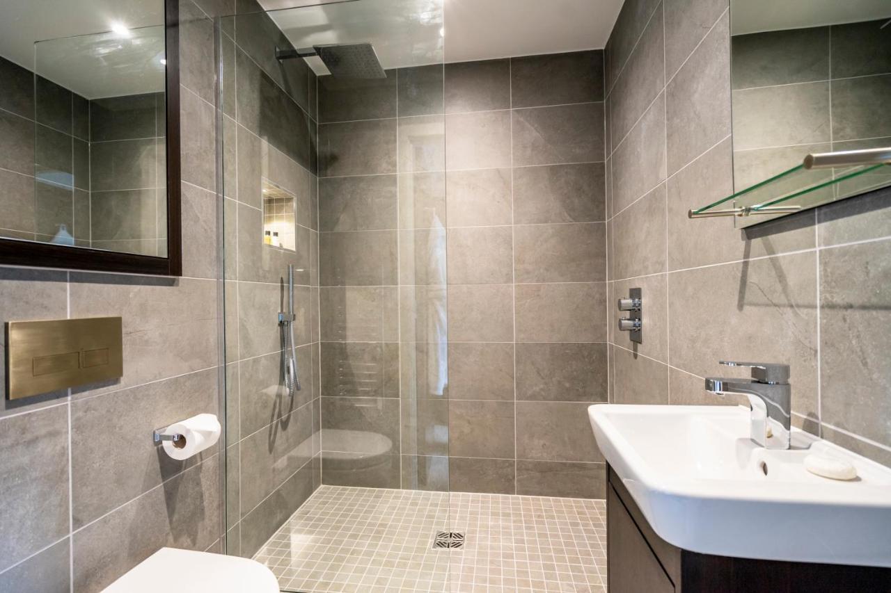 Four Zero Six @ Ryedale House Apartment York